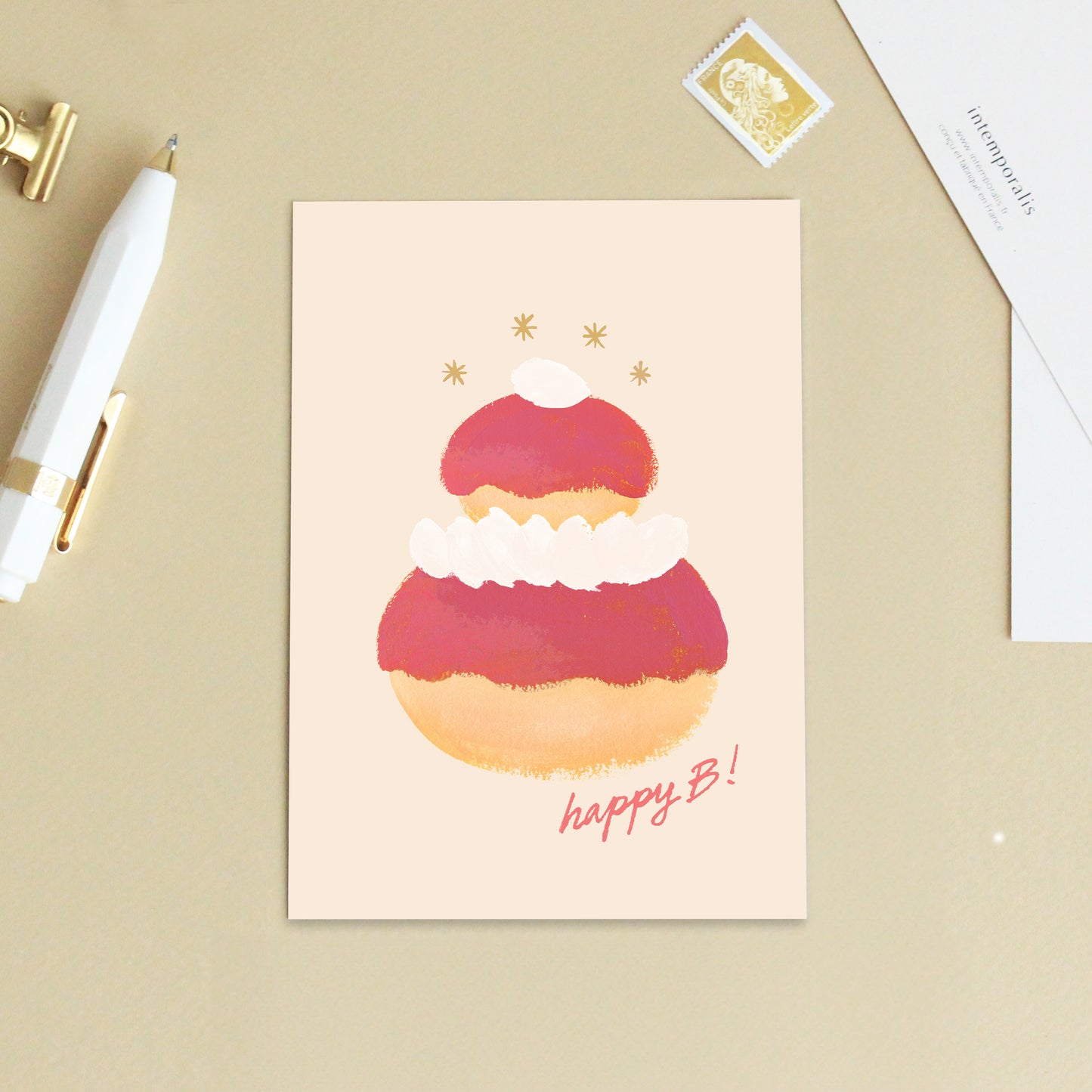 Carte d'art Gâteau anniversaire "Happy B" - Fraise