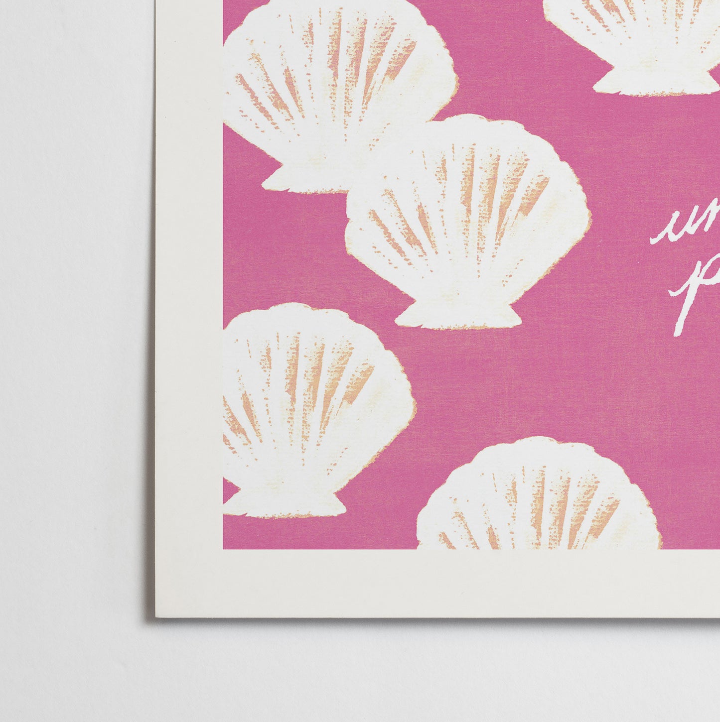 Affiche "Une perle rare" - Rose